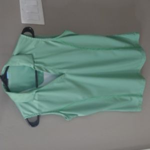 Sleeveless golf polo size small